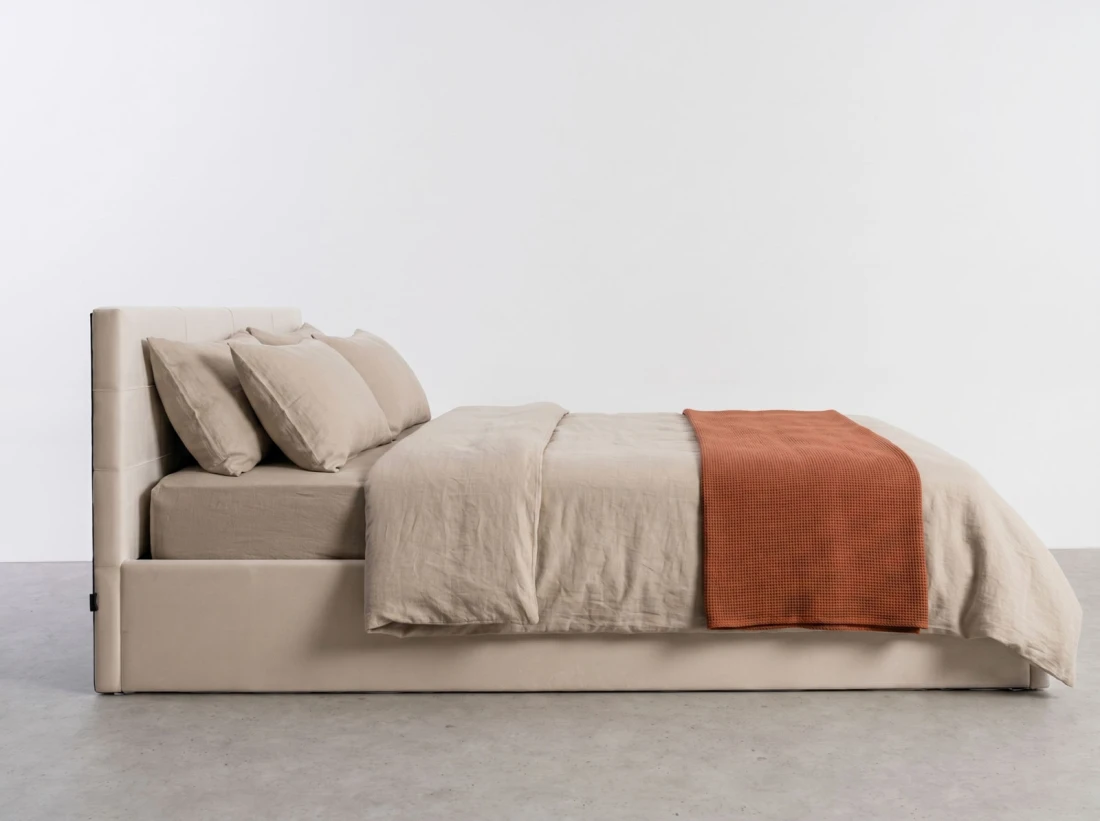 Łóżko tapicerowane z pojemnikiem 160x200 Tilo Velvet Beżowy